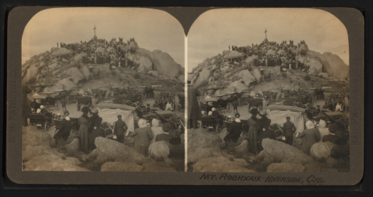 Mt. Rubidoux, Riverside, California, Easter Morning at 6 o'clock. Two thousand people holding services. From 1870-1925?